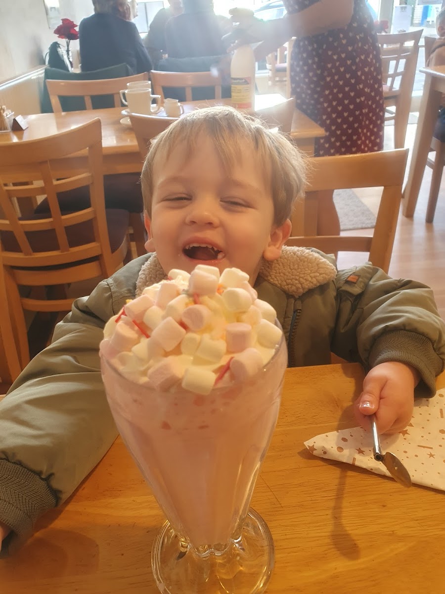 Muffins Tea Rooms , Takeaway And Delivery - Photo 8