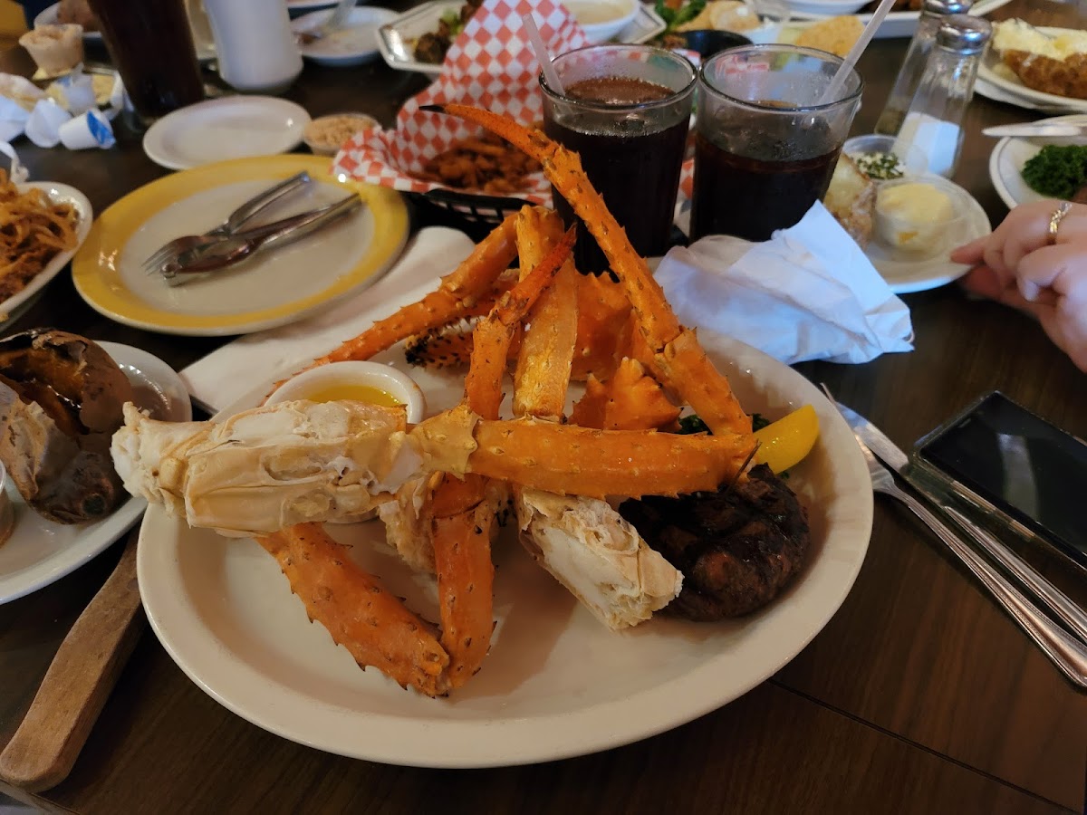 Willie and Red’s - Photo 5