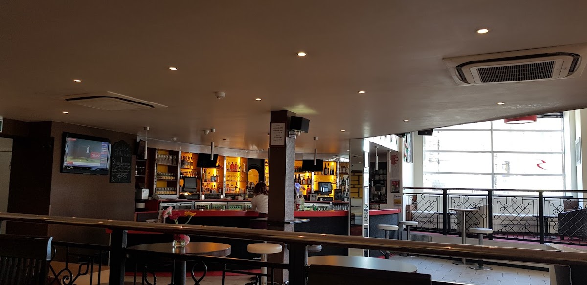 Vista Lounge