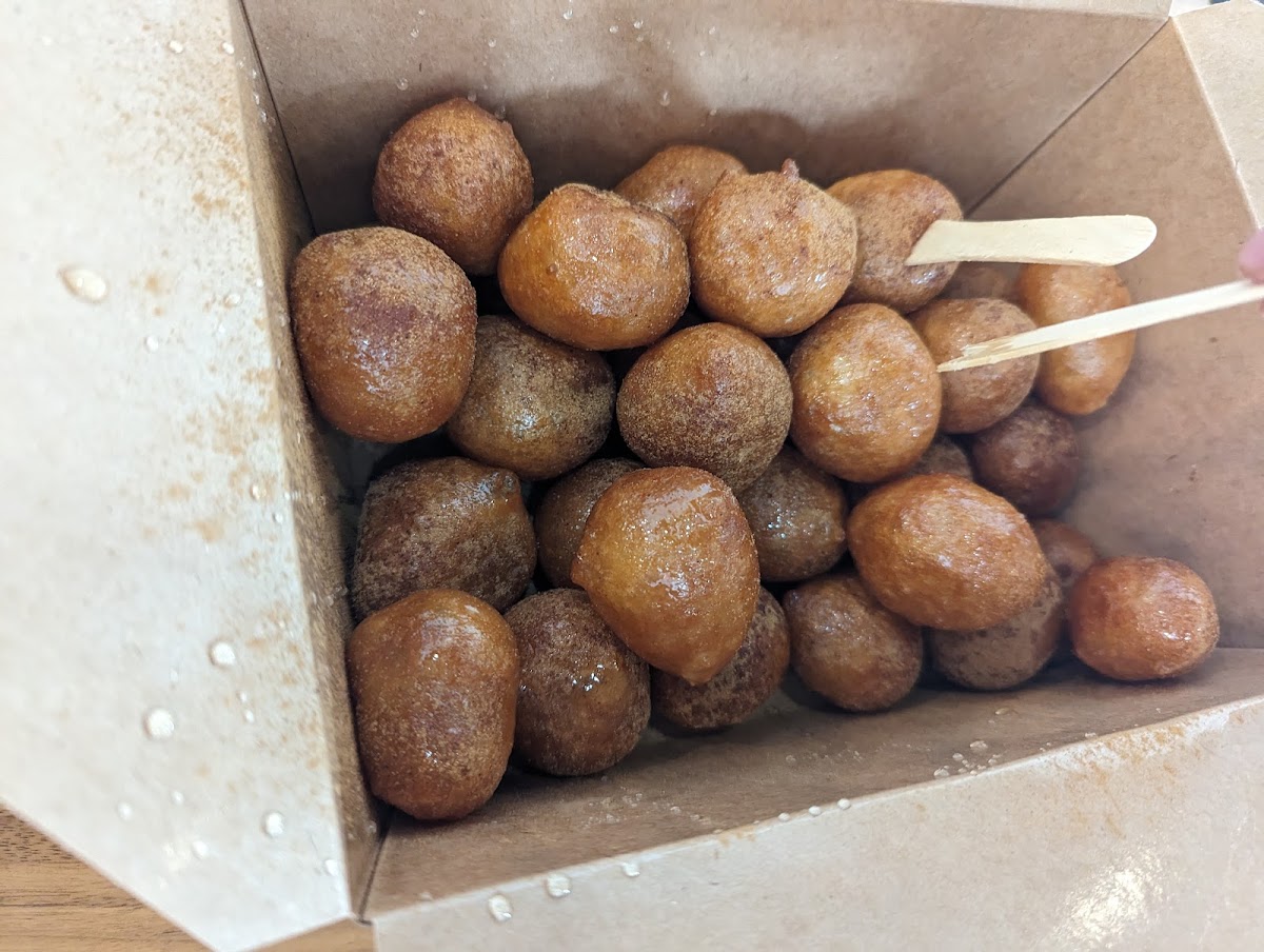 Yaya’s cafe & loukoumades - Photo 8