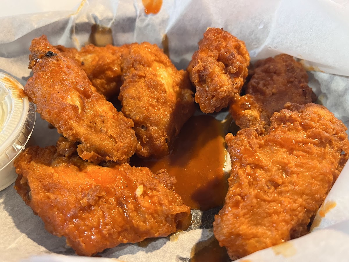 Chubby's Bar & Grill - Photo 6