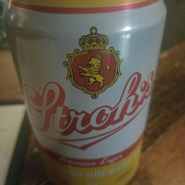 Strohs