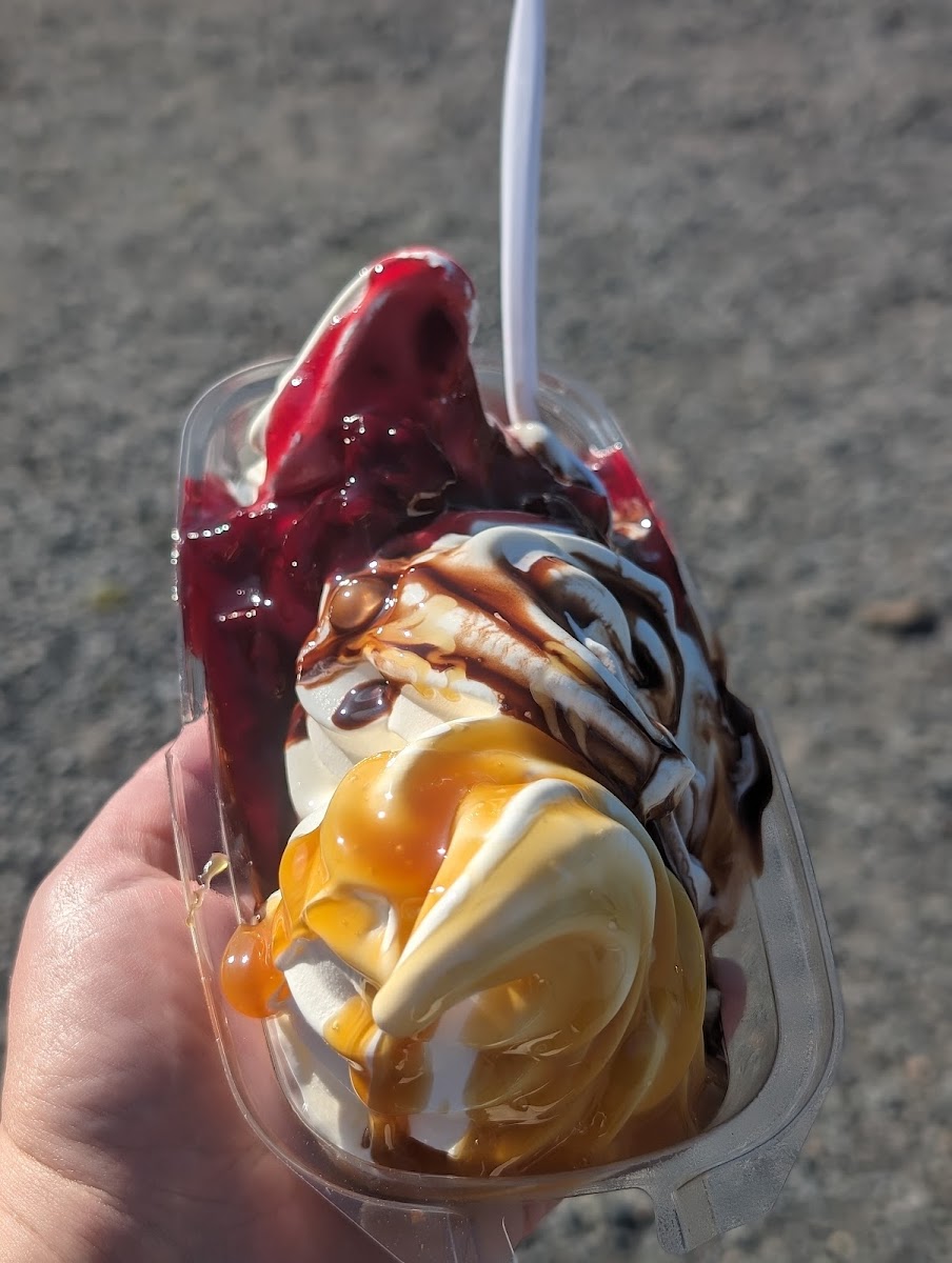 Tastee freeze - Burgers And Soft Serve - Photo 4