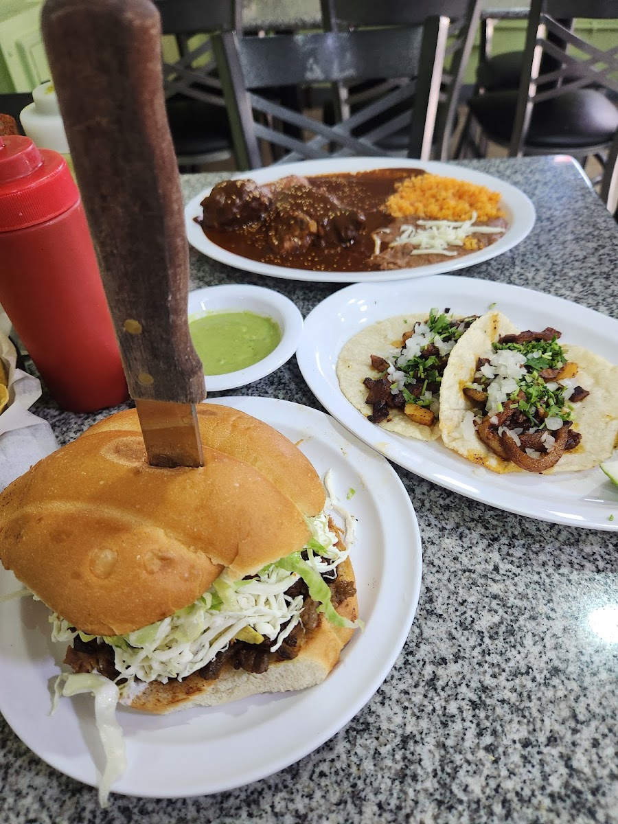 Antojitos Mi Pueblo - Photo 3
