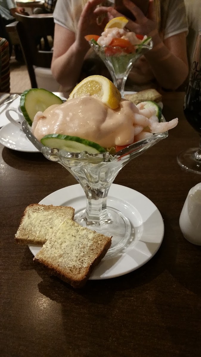 Battyes Fish & Chips - Photo 6