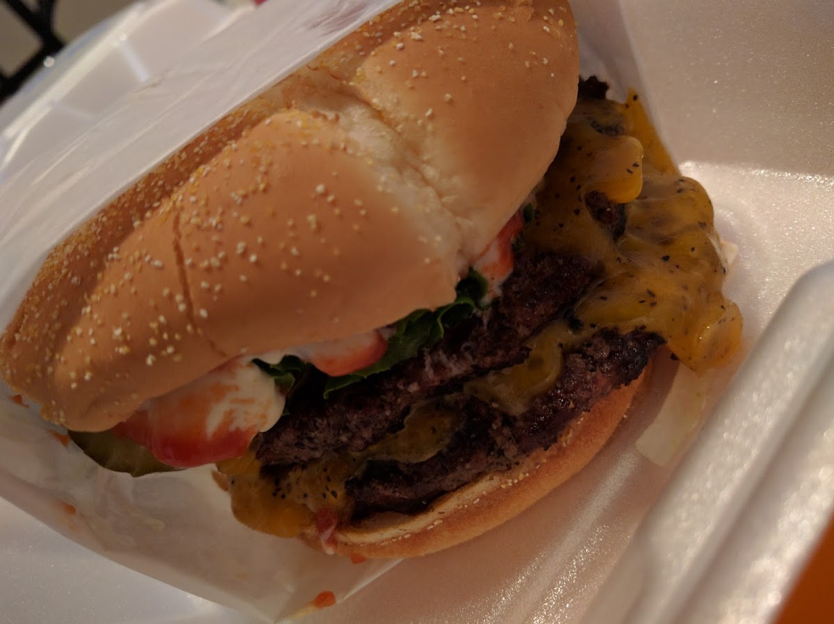 Skagit Valley Burger Express - Photo 7