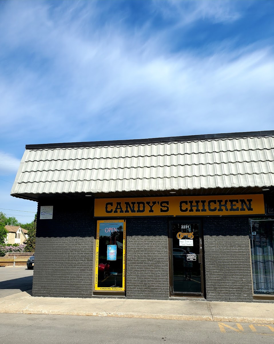 Candy's Fried Chicken - Photo 3