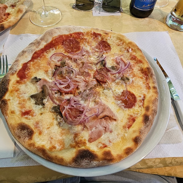 Pizza Prosciutto E Funghi