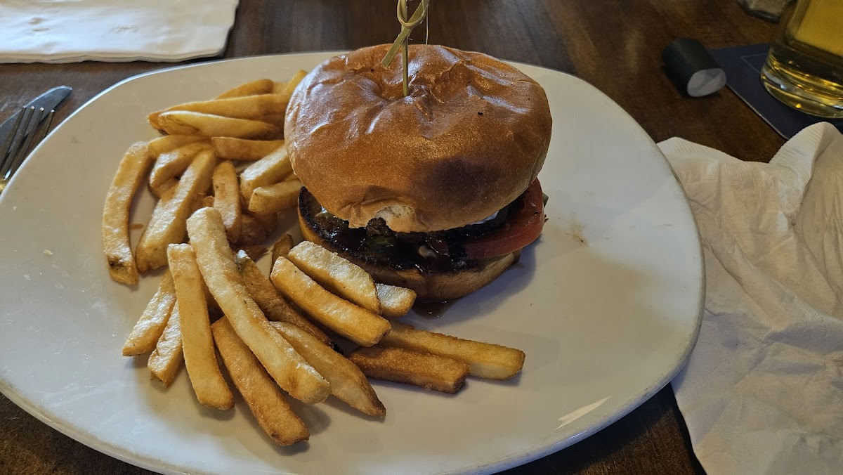 Oil Country Taphouse - Photo 2