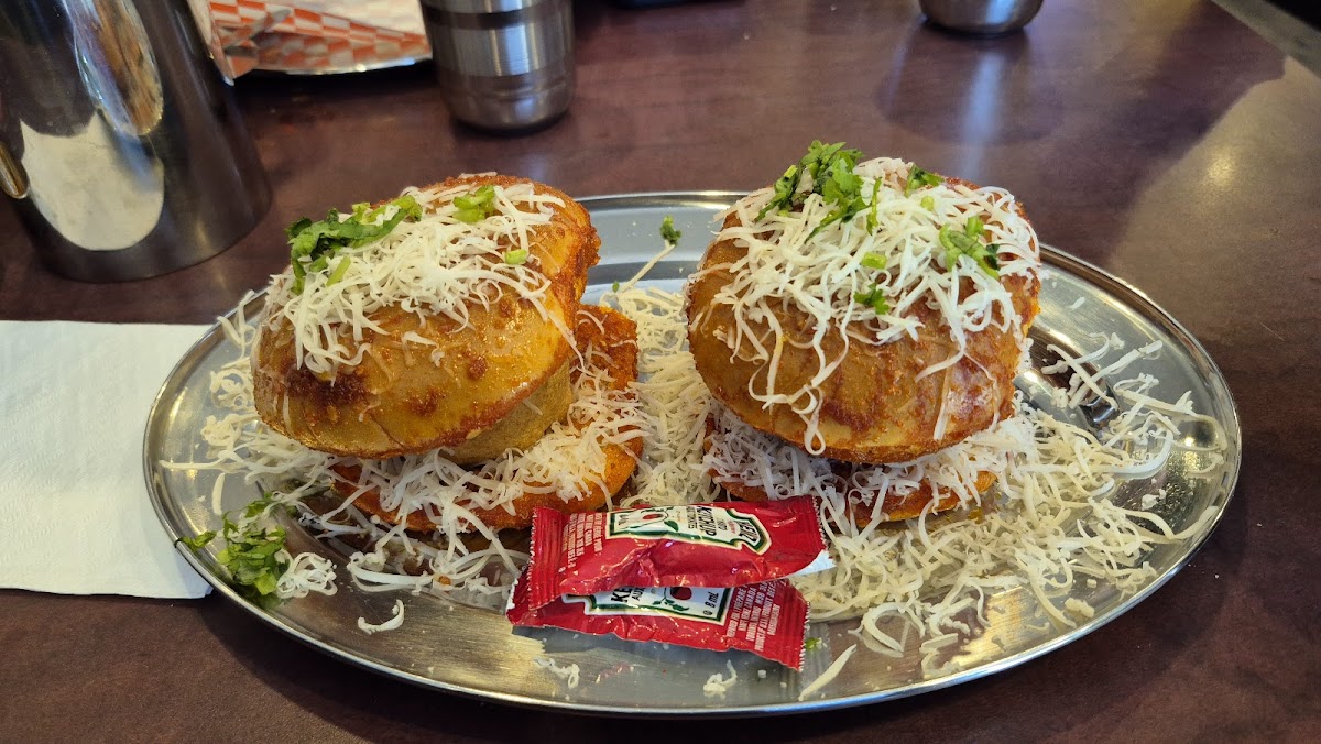 TGG Indian Restaurant - Photo 3