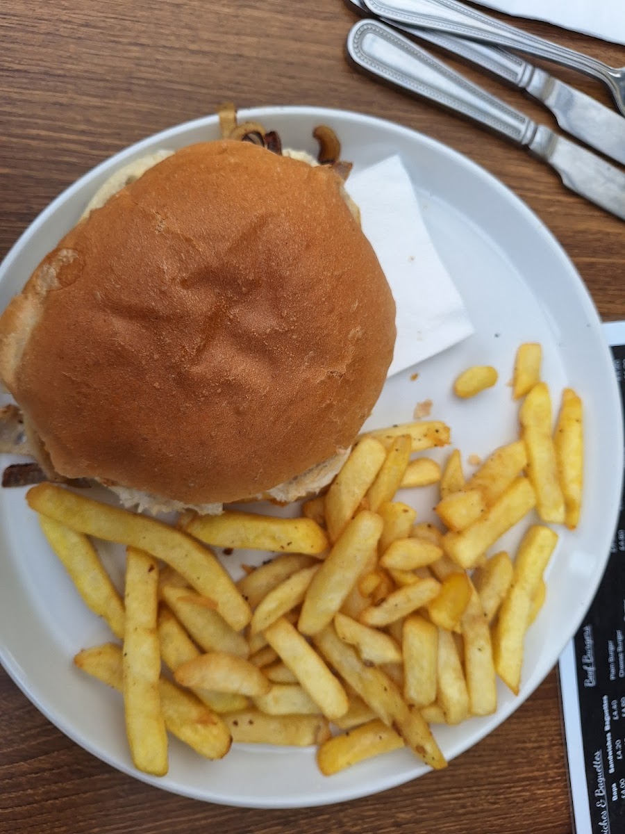 Centre Cafe - Photo 9