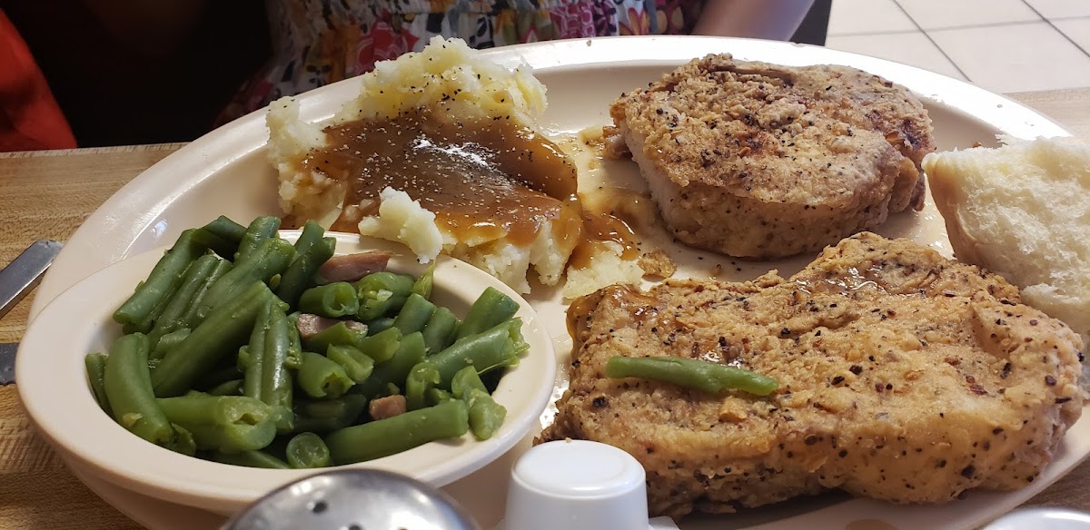 Howie's Family Restaurant - Photo 5