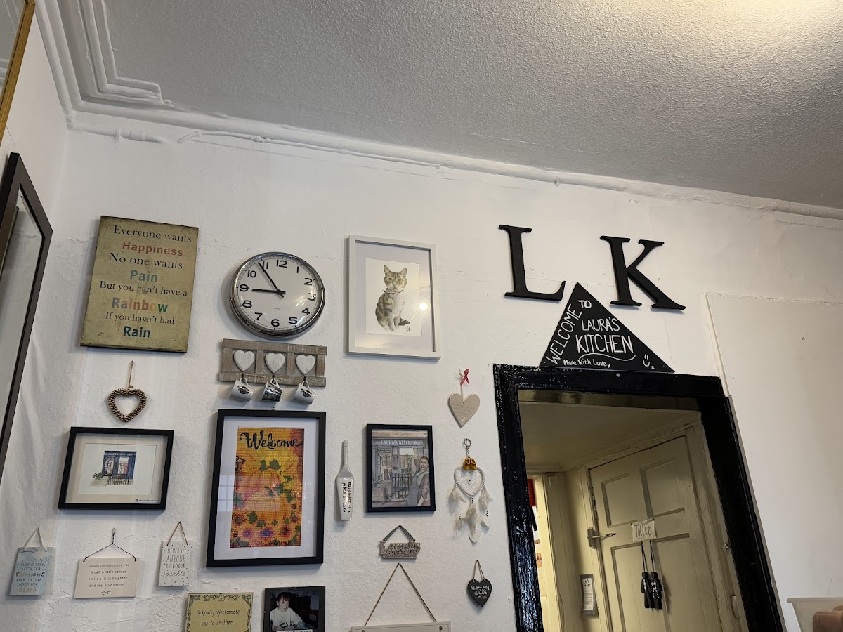 Lauras Kitchen - Photo 3