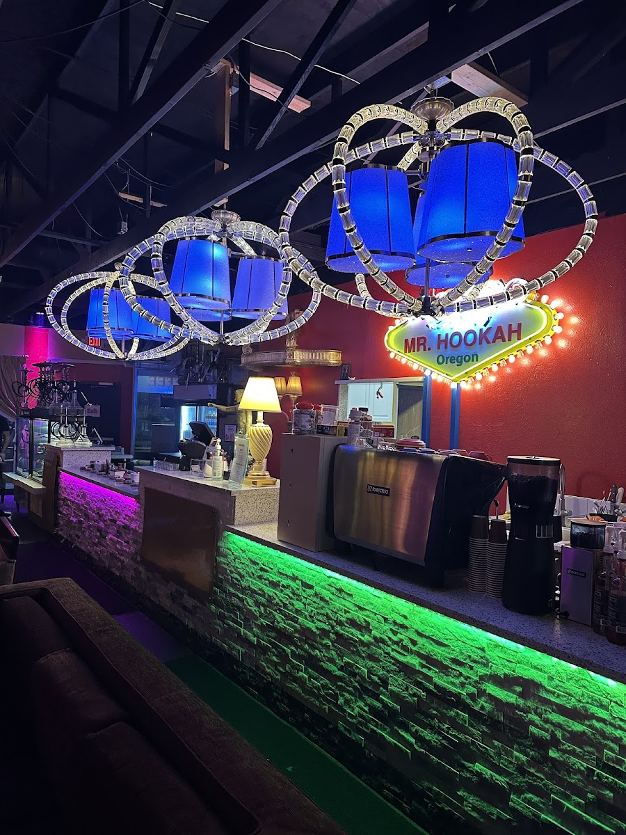 THE LINQ by Mr. Hookah - Portland