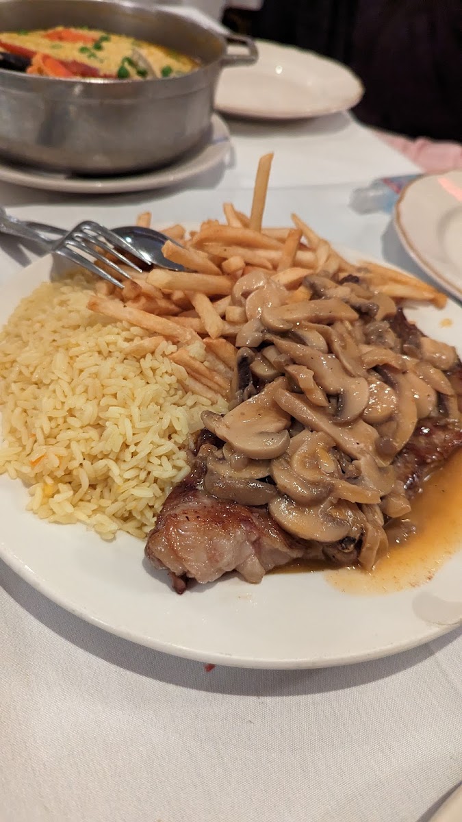 Ole Restaurant - Photo 8
