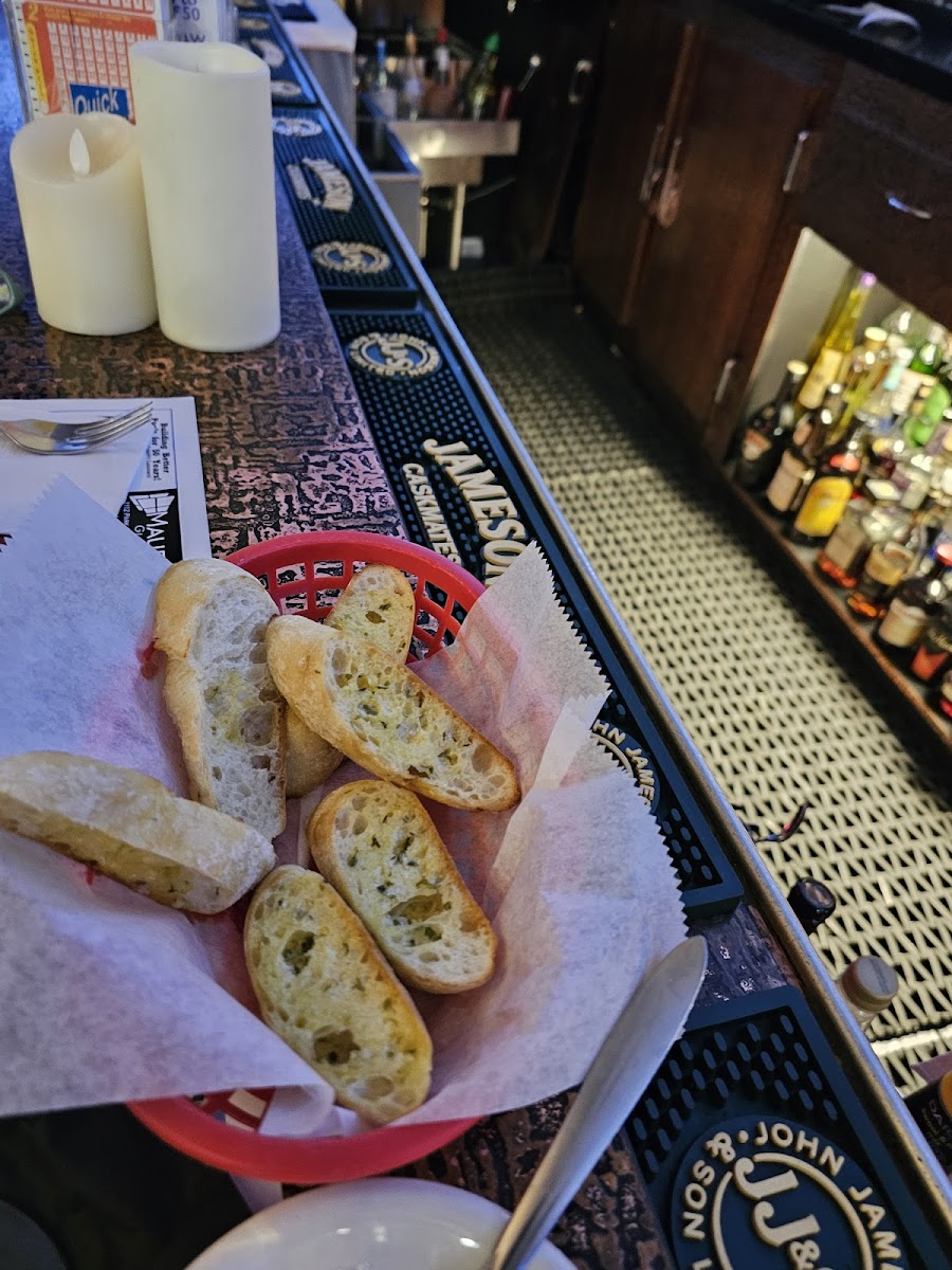Waterfront Grille - Photo 4