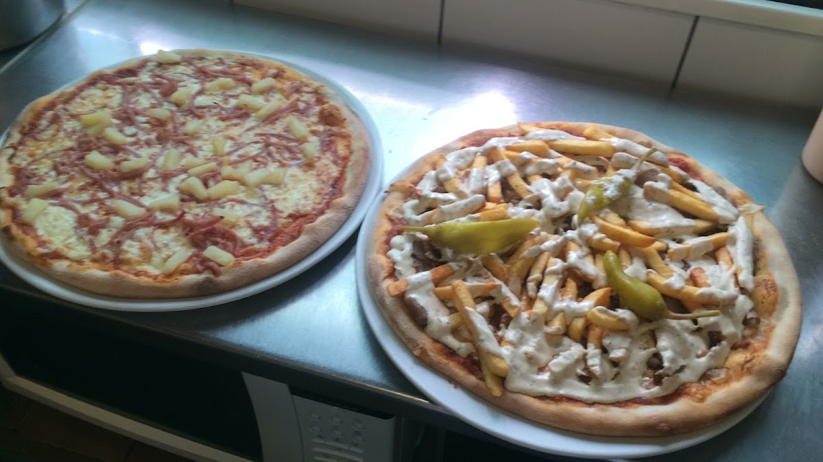 Flamenco Pizzeria - Photo 4