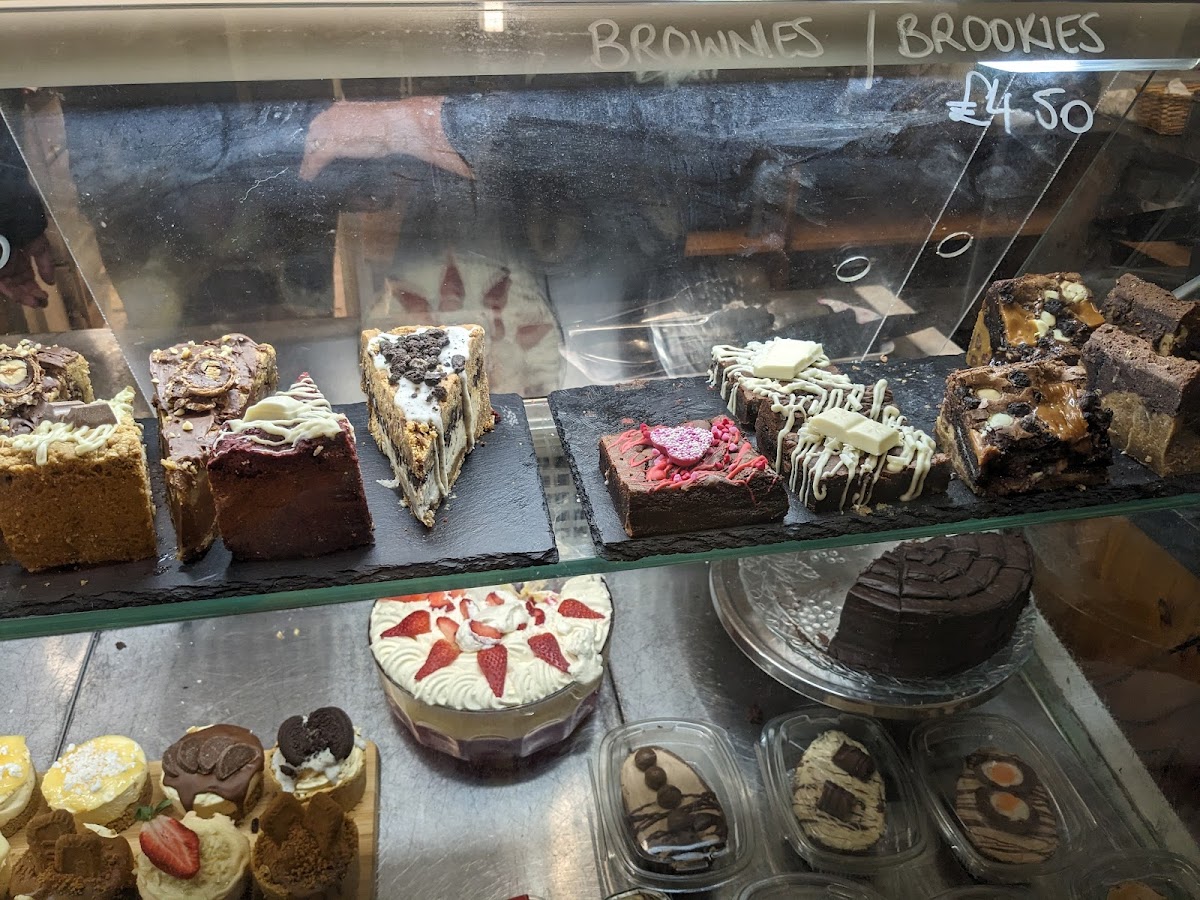 Pottery Cafe - Photo 9
