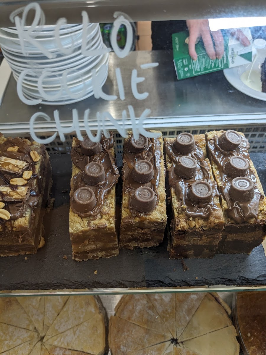 Pottery Cafe - Photo 6