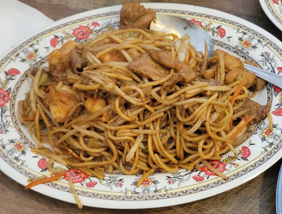 Uncle Chen Restaurant - Photo 3