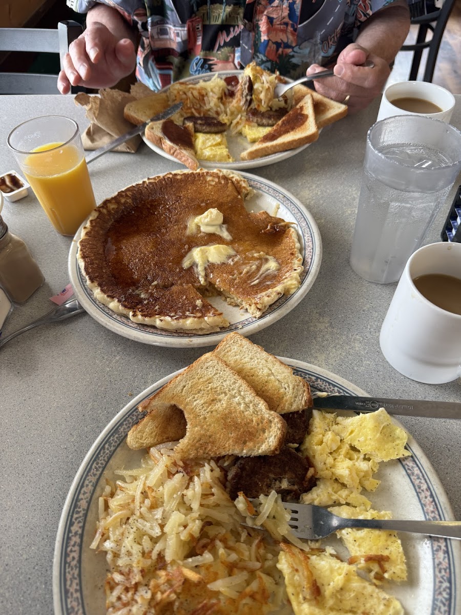 Smith's Restaurant - Photo 3
