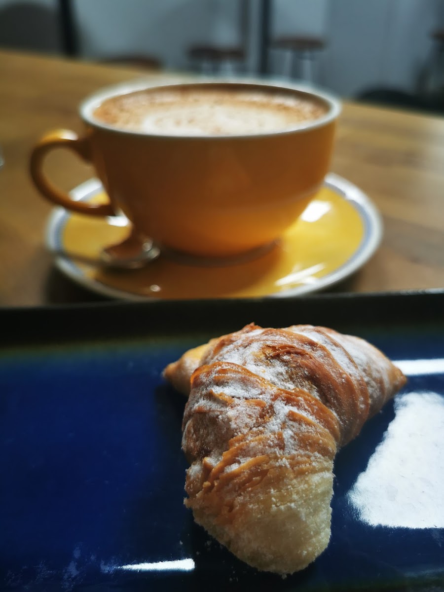 Earthy Coffee - Photo 5