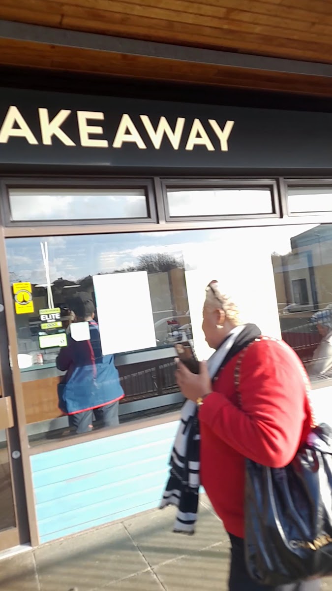 McDermott's Fish & Chips - Photo 1