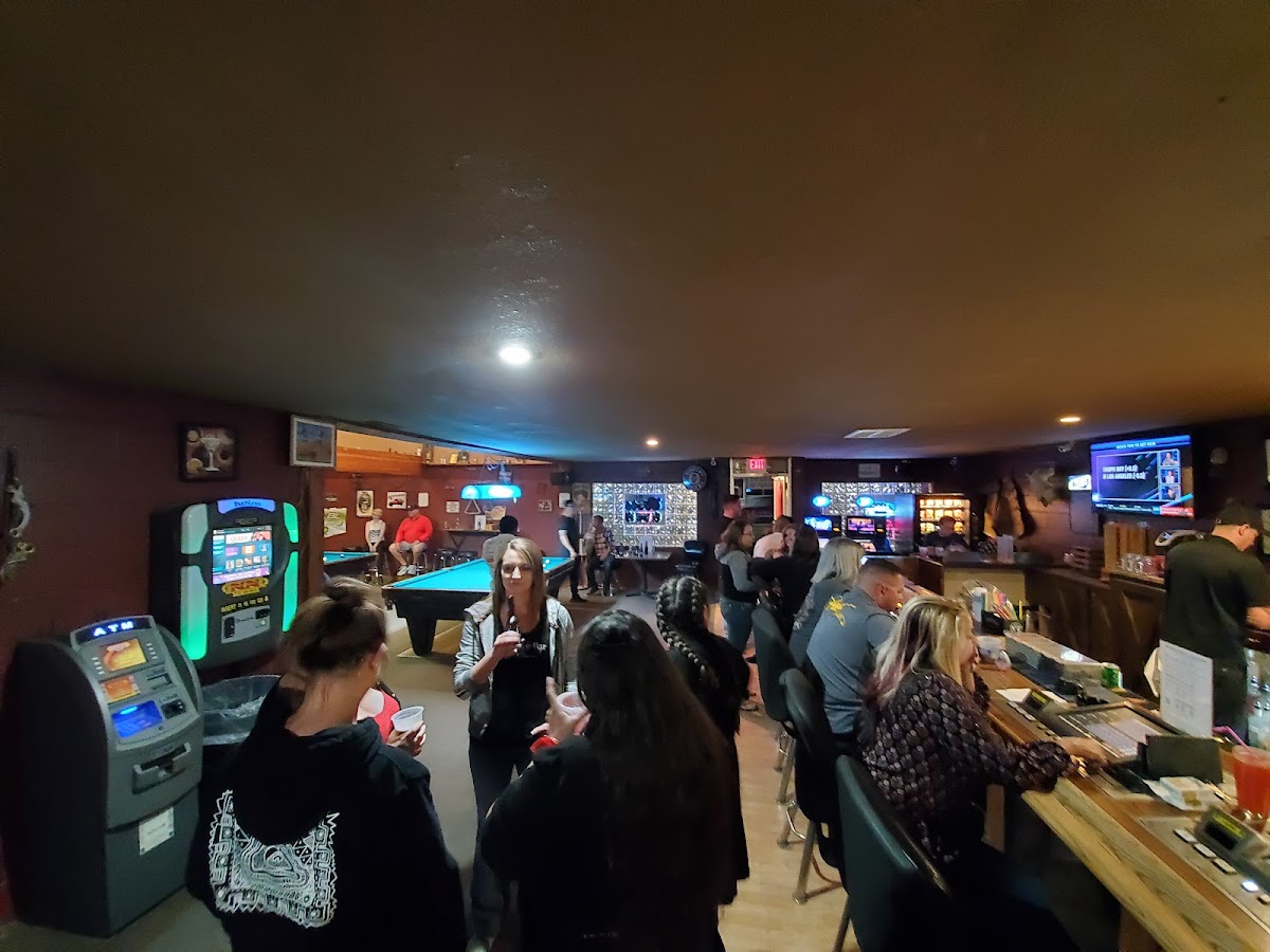 Boomer's Bar - Photo 2