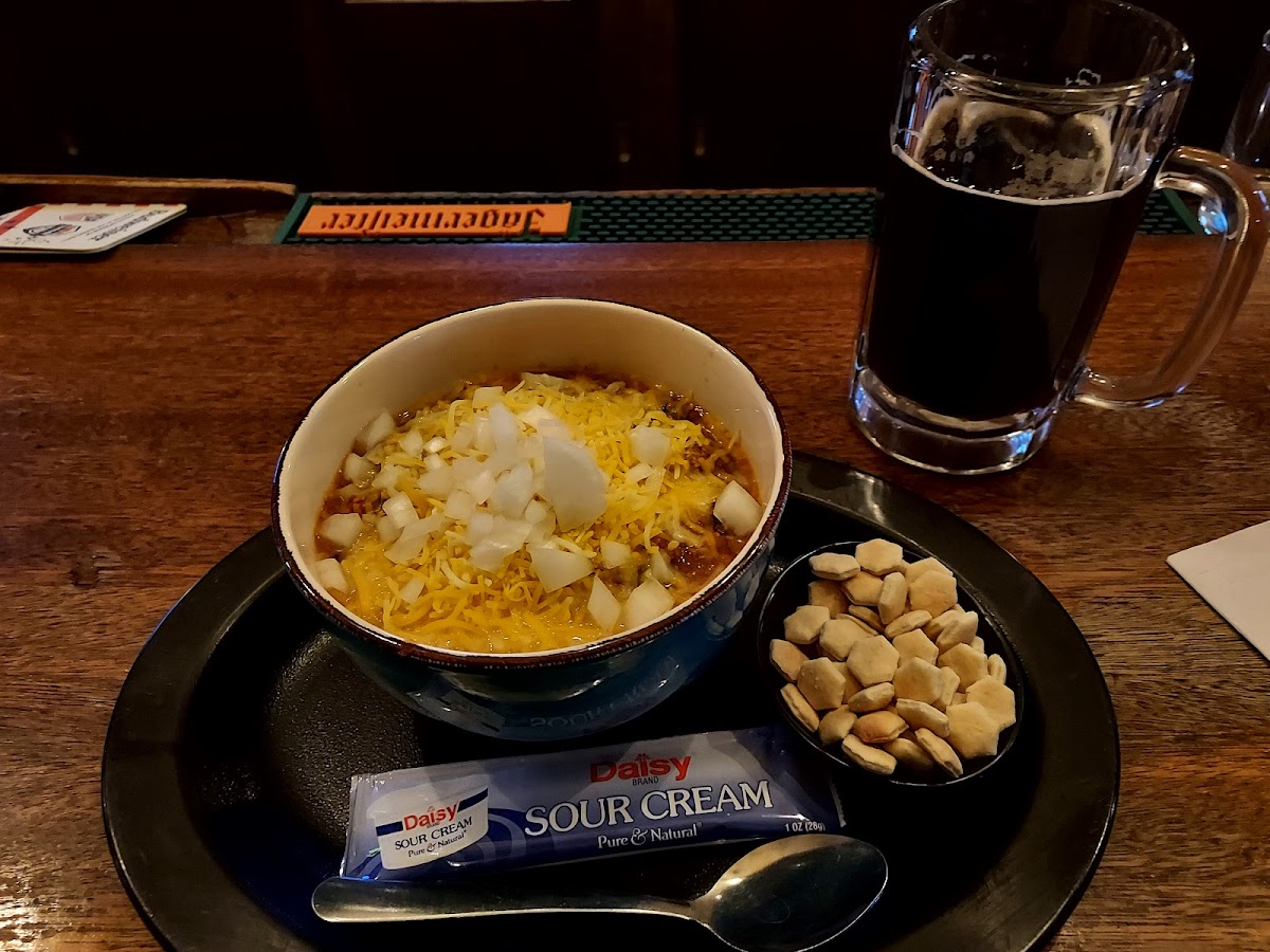 Fort Laramie Bar & Grill - Photo 5