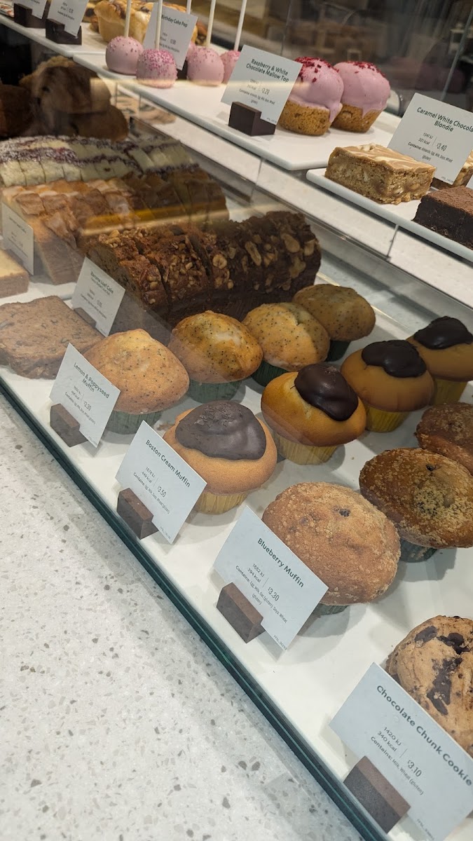 Starbucks Coffee, Departures - Photo 8