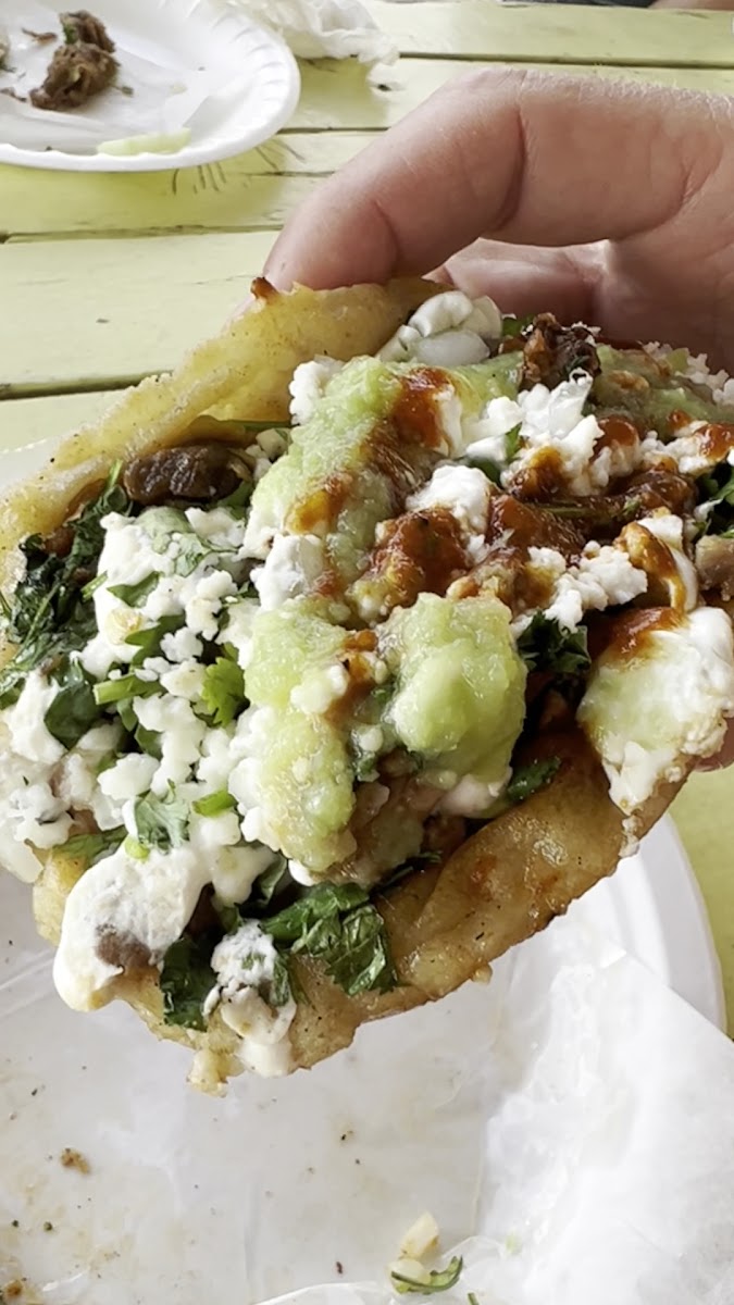 Pachucos Taqueria - Photo 1