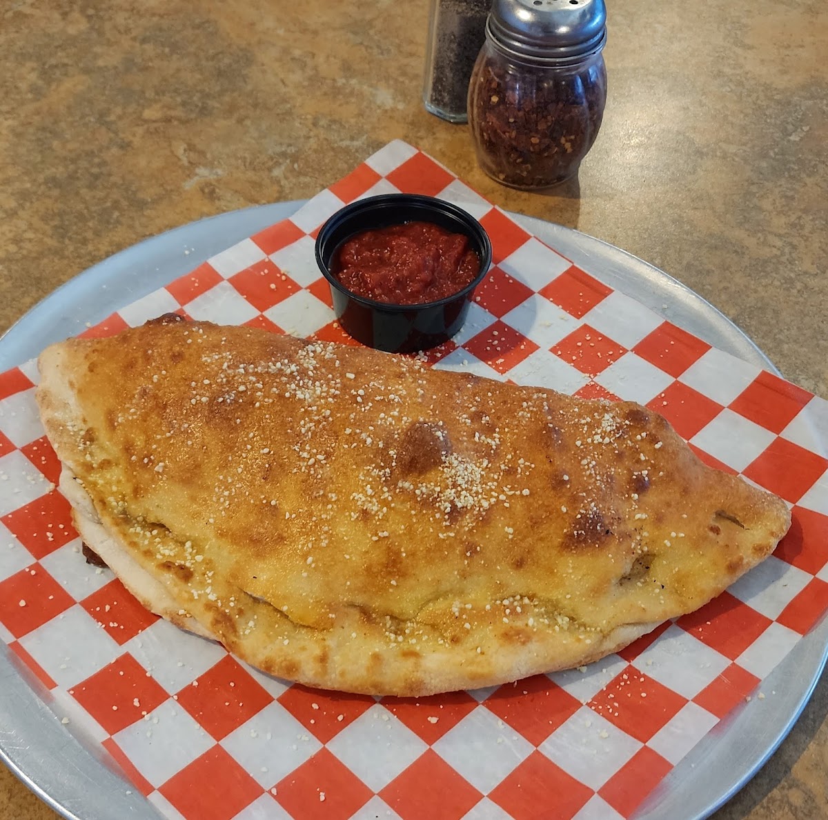 Saucy's Pizzeria - High Ridge - Photo 3