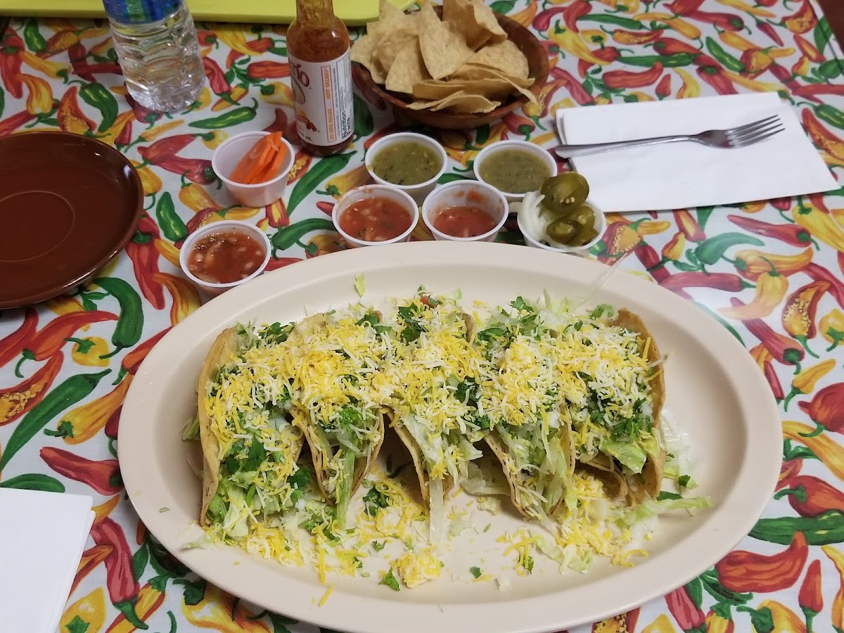 Abarca's Taco Pub - Photo 9