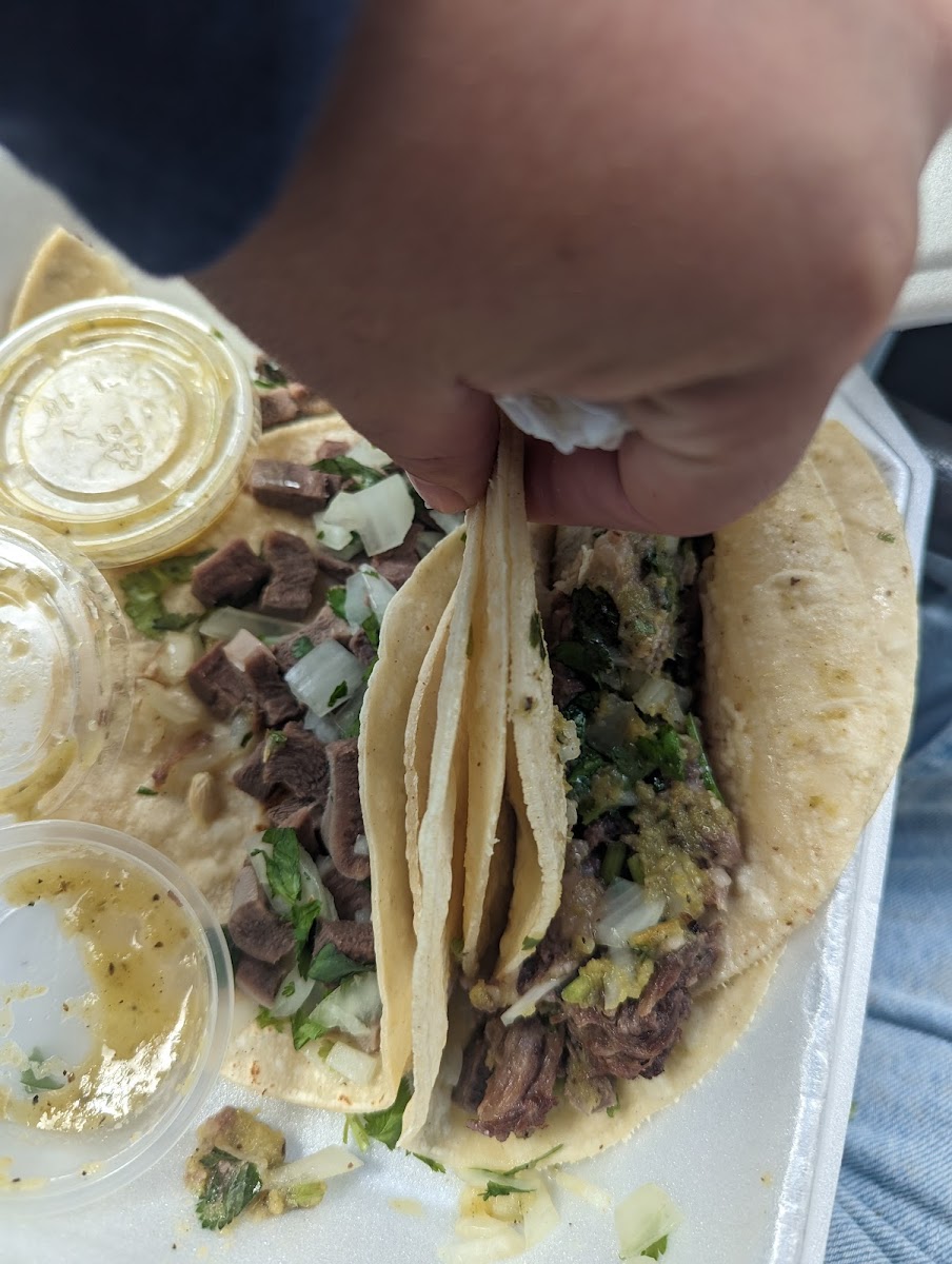 Abarca's Taco Pub - Photo 7