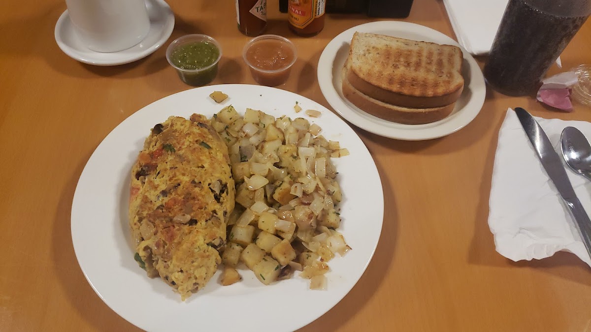 Angel’s Pancake Cafe 3 - Photo 4