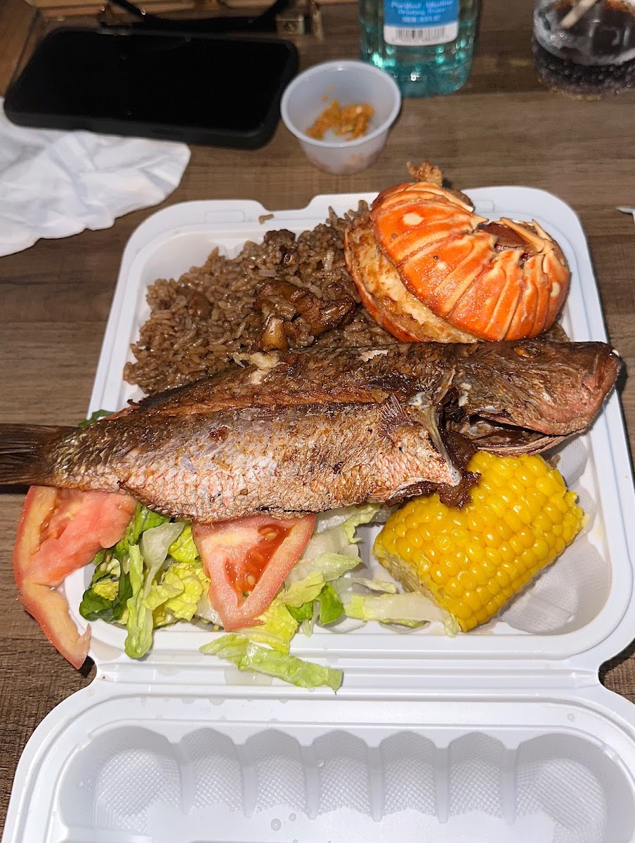 Mckenzie's Fresh Fish & Conch - Photo 5