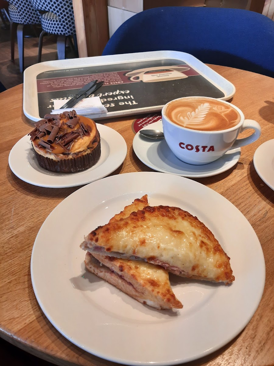 Costa Coffee Sunningdale - Photo 6