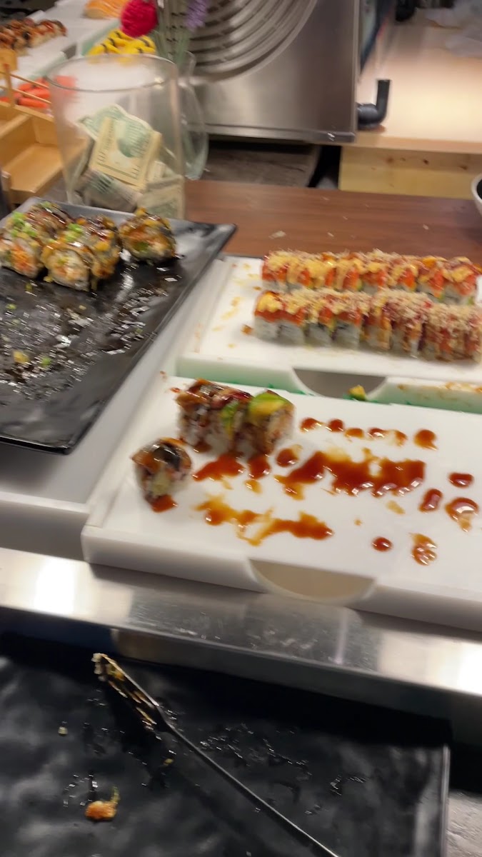FUJIMURA BUFFET & SUSHI - Photo 1