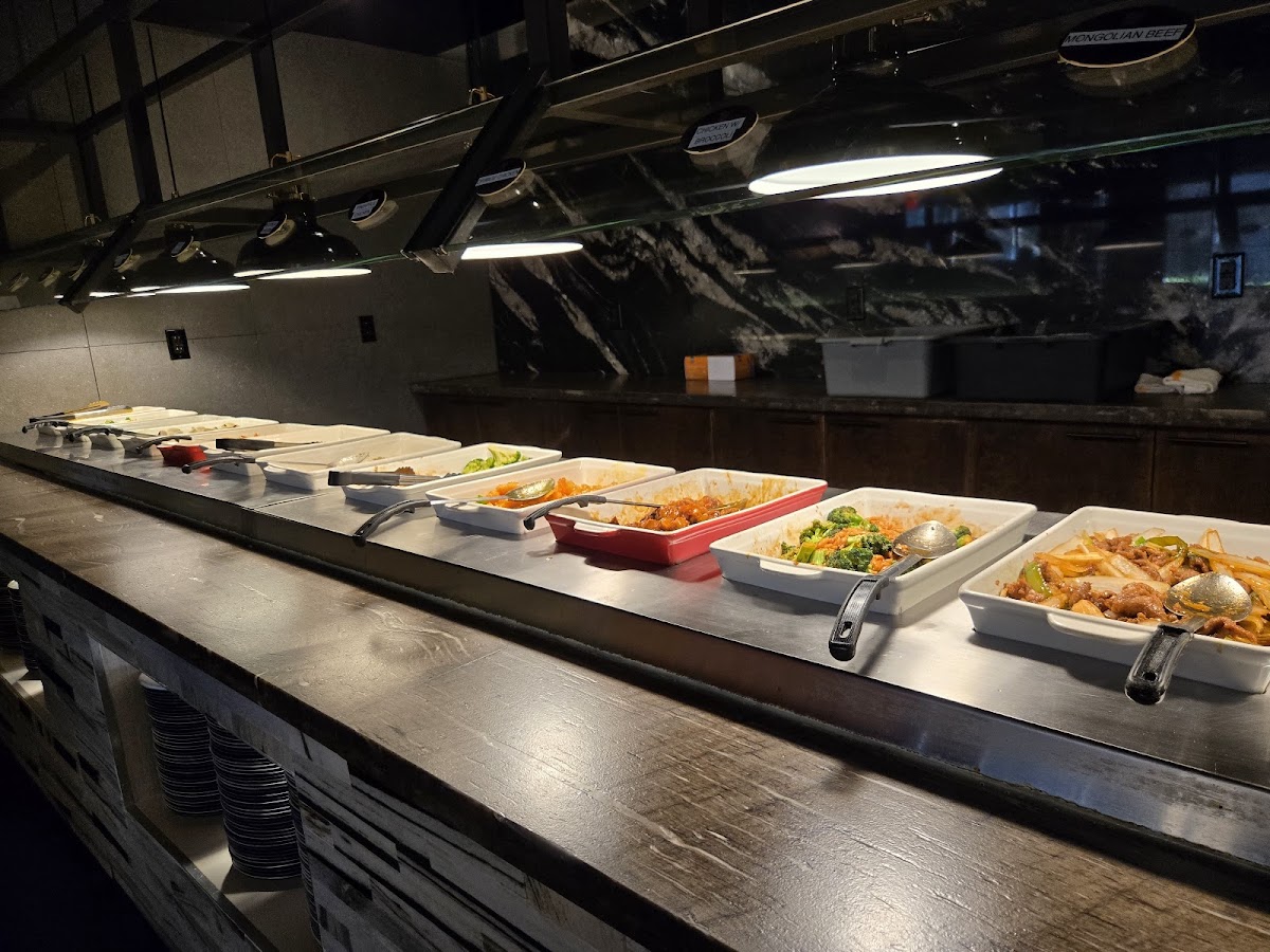 FUJIMURA BUFFET & SUSHI - Photo 2