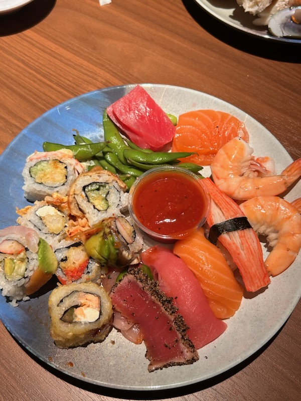 FUJIMURA BUFFET & SUSHI - Photo 6