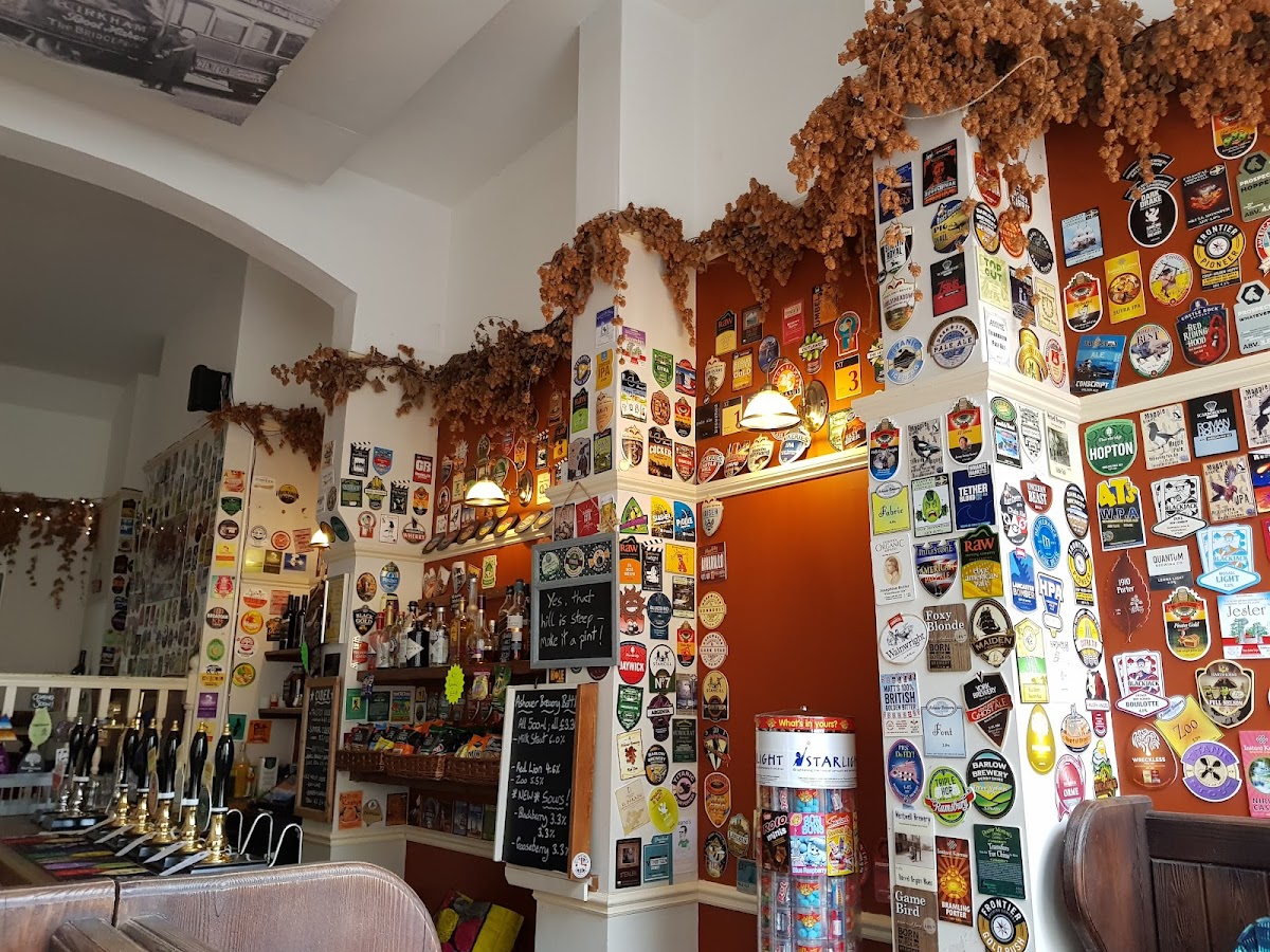 The Farmacy Real Ale Bar - Photo 3