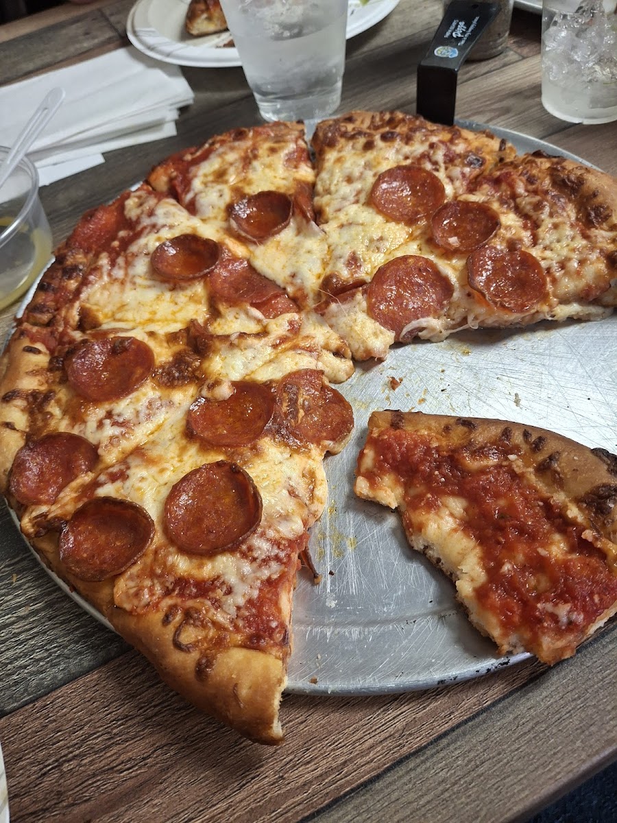 Papa Bear's Pizza - Photo 2