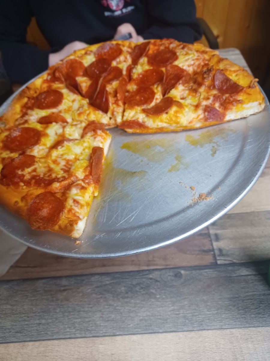 Papa Bear's Pizza - Photo 4