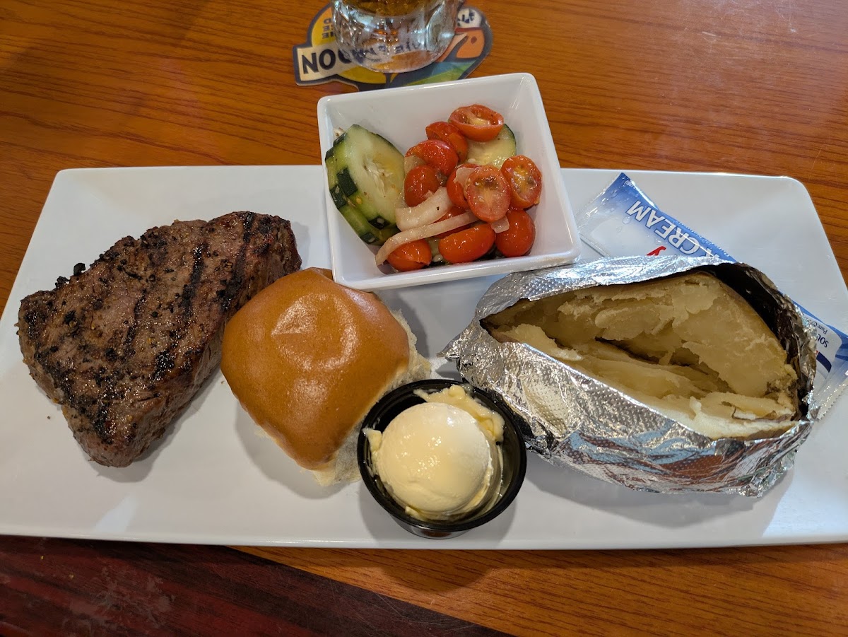 Whittle's Pub & Grub - Photo 3