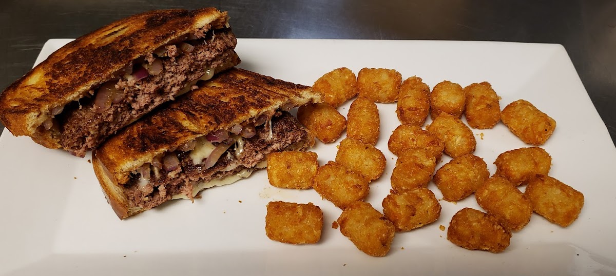 Whittle's Pub & Grub - Photo 8