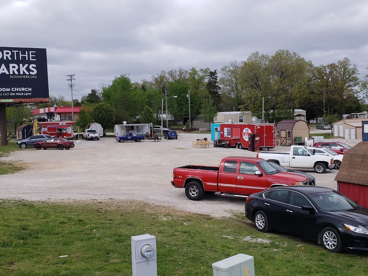 Branson Food Truck Park llc - Photo 2