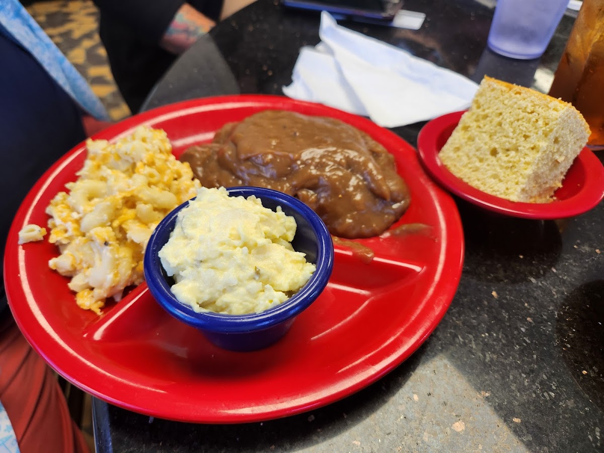 Mama's Kountry Kooking - Photo 5