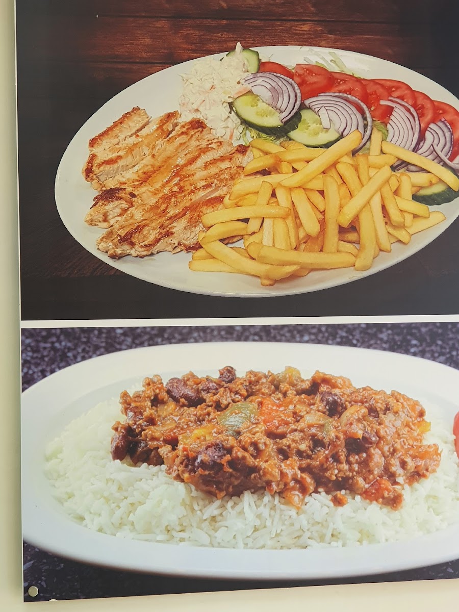 Dollys Diner - Photo 5