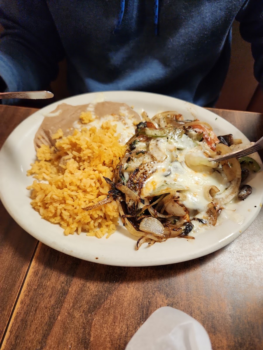 Peraltas Mexican Restaurant - Photo 9