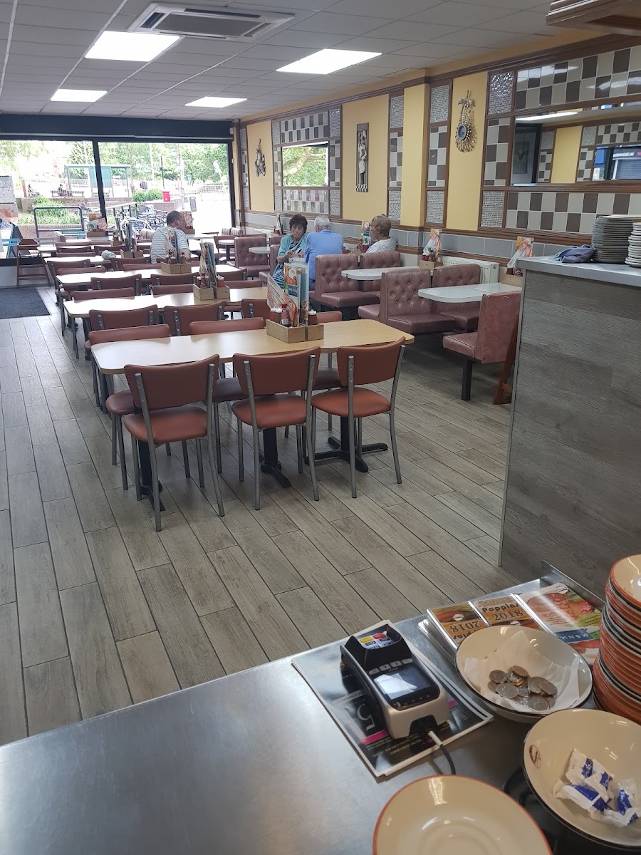 Maz’s Cafe & Restaurant - Photo 6
